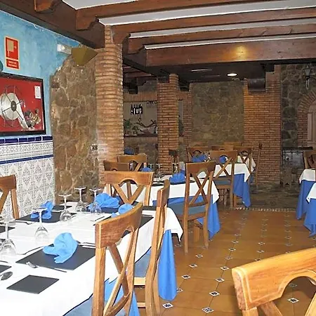 Carvajal Hotell *